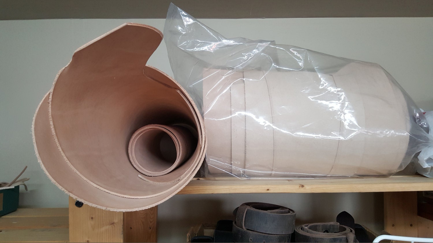 1-1/2" Natural or w/Hand Rubbed Mink Oil Leather Belt 1-1/2" Wide Belt for Jeans ~ Casual ~INTERCHANGEABLE with Snaps ~ Custom Cut