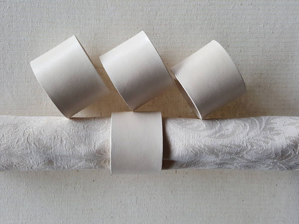 White & Grey Leather Napkin Rings Wedding Table Decor Hand Stitched Lace Intimate Dining Kitchen Decor Mother's Day Gift Napkin Rings