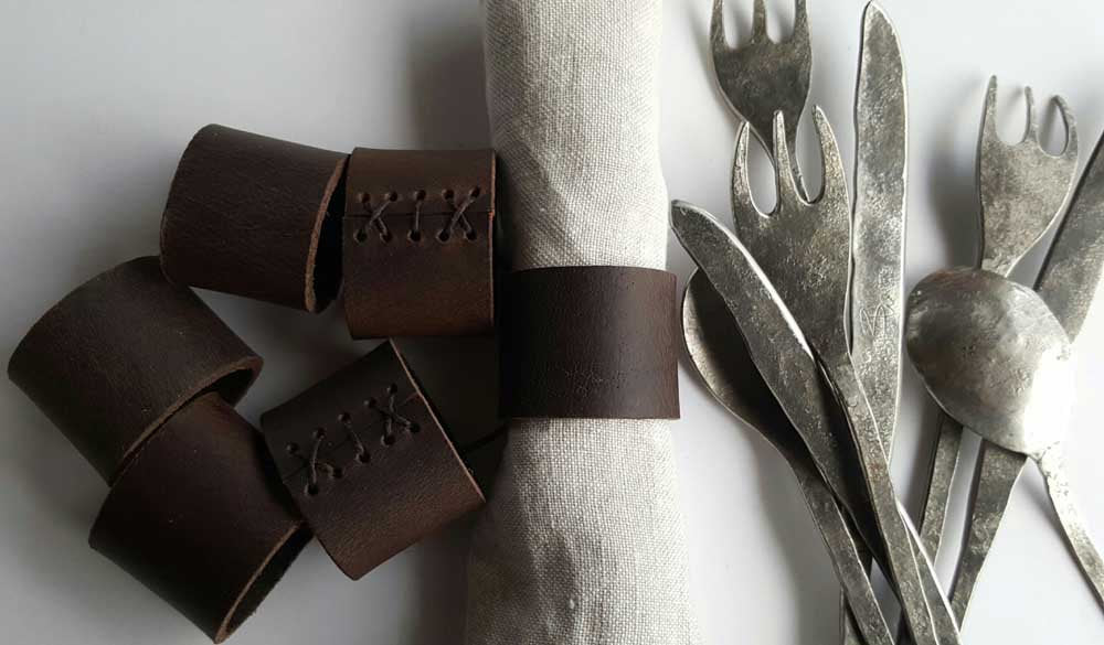 White Leather Napkin Rings ~ Wedding Table Decor ~ Serving & Dining ~ Outdoor Wedding ~ Hostess Gift ~ Shower Gift ~ Leather Anniversary