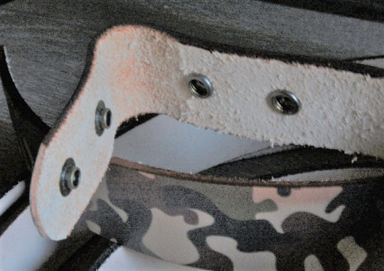 CAMO Belt Set Camouflage Belt & Buckle Hunting Gear, Unisex Leather Belt and Buckle, Custom Camo Set, Unisex Hunting Belt and Buckle Set