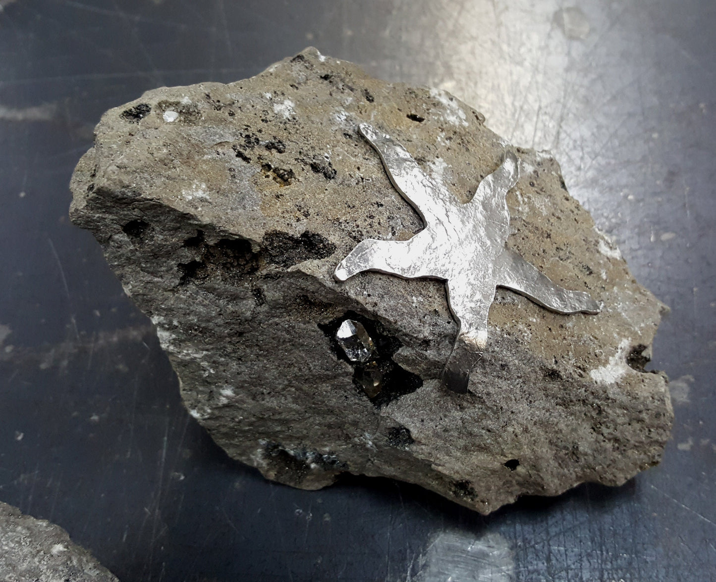 ROCK STAR Garden Decor Rock Garden Sculpture Door Stop Gardener's Gift Stainless Steel Starfish Beach Rock Hostess Gift Housewarming