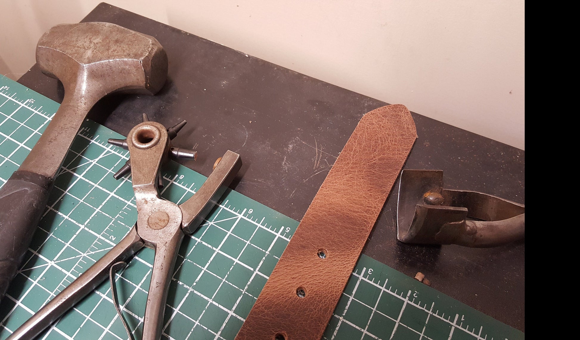 2" Wide Leather Belt INTERCHANGEABLE Belt Belt with Snaps Custom Cut Leather Belts with Snaps Motorcycle Belt Snap Belt Cut to Your Size