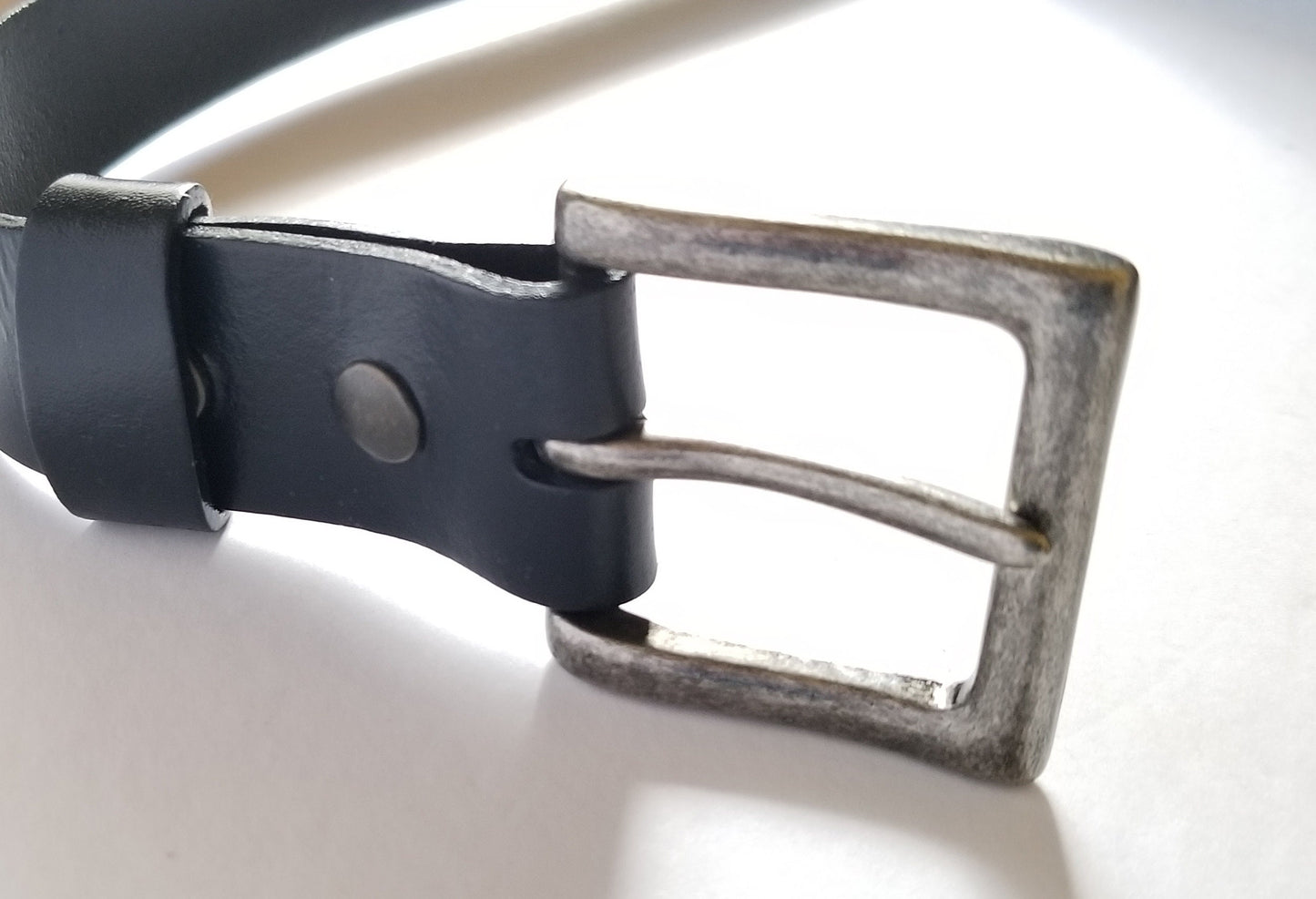 Belt Custom Hand Dyed Leather Belt with Snaps Jean Belt 1.5" Wide Suit Belt 1.25" Wide, Gifts for Guys, Unisex Gifts, Stocking Stuffer