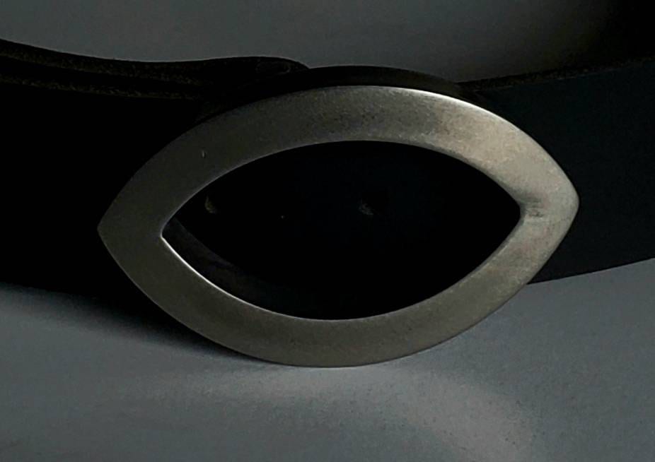 Belt Buckle Ladies Accessories Canadian Design Fits 1-1/2" Leather Belt for Jeans Coat Little Black Dress Unisex Accessories by Aucoin