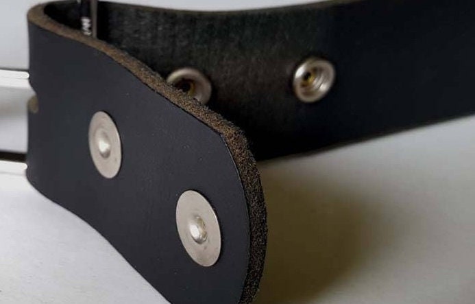 Simple Belt & Buckle Gift for Guys Gift for Gals Prong Buckle and Custom Cut Leather Belt for Jeans Choose Belt and Buckle Colour