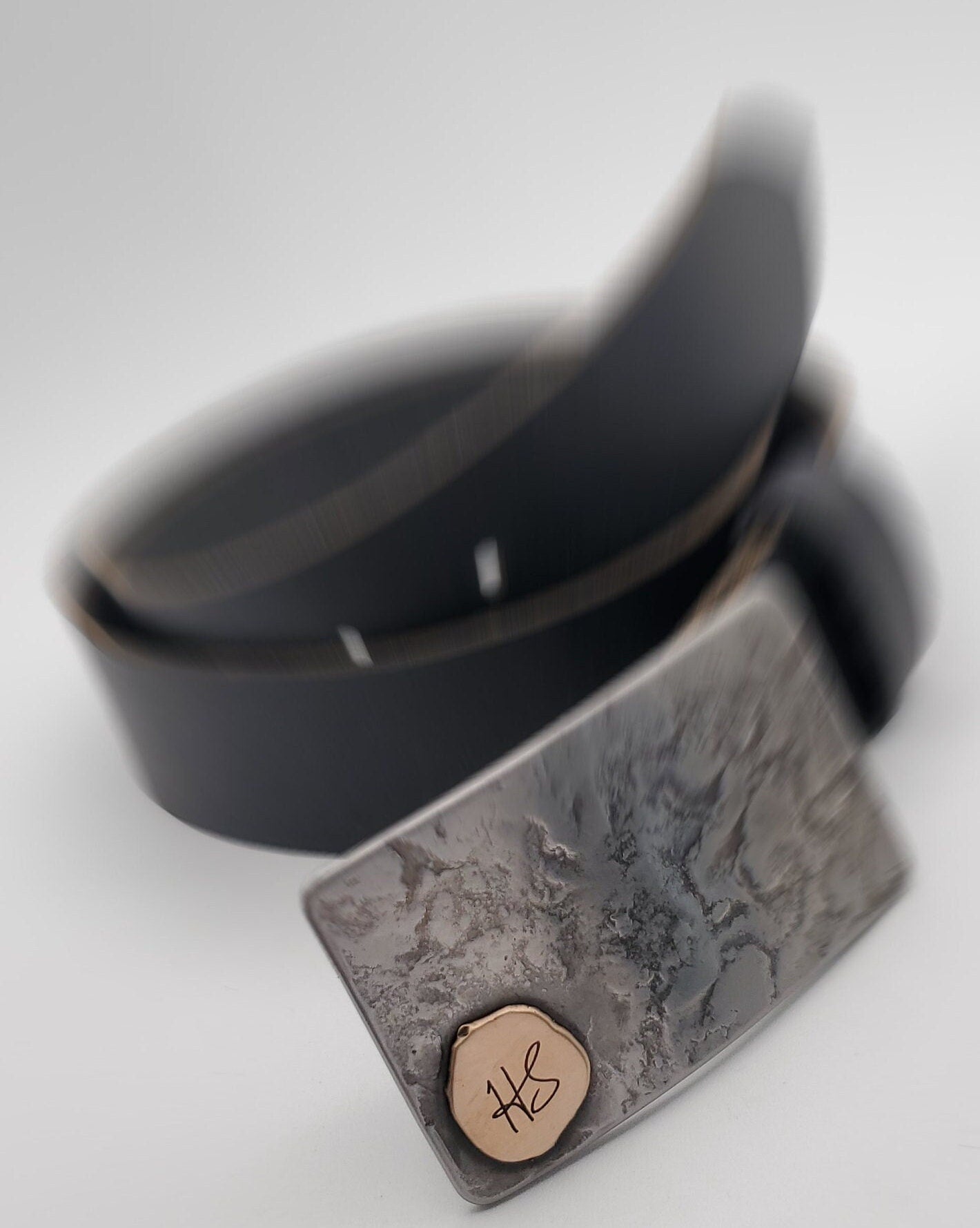 Your Monogram Buckle & Belt "Your Initial" Keepsake Father's Day Gift Hypoallergenic Unisex Buckle and 1-1/2" Leather Belt