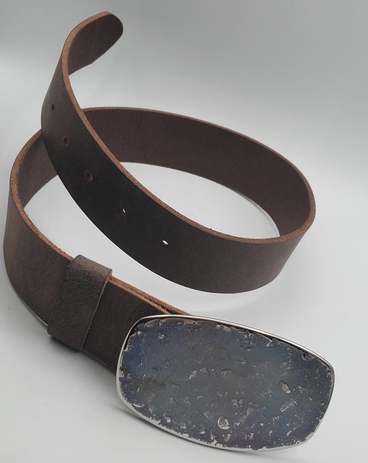 Belt Buckle Original Blue Jean Buckle Hand Forged Anvil Textured Hypoallergenic Unisex Accessories Stainless Steel Buckle Fits Leather Belt