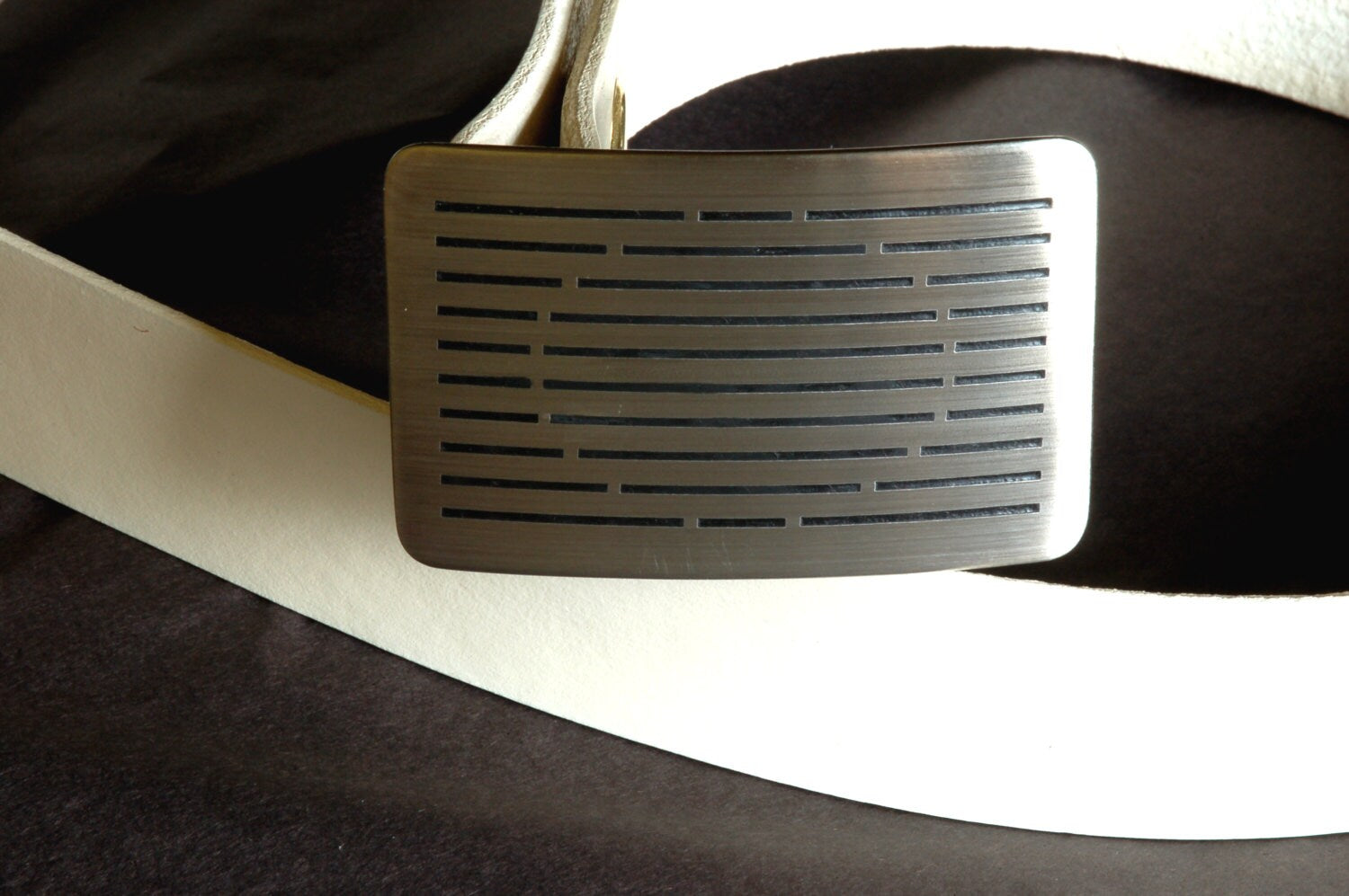 Golf AFICIONADO Belt Buckle Unisex Brushed Stainless Steel Etched & Signed by Canadian Artist, Robert Aucoin Fits 1.5" Belt for Golf Attire