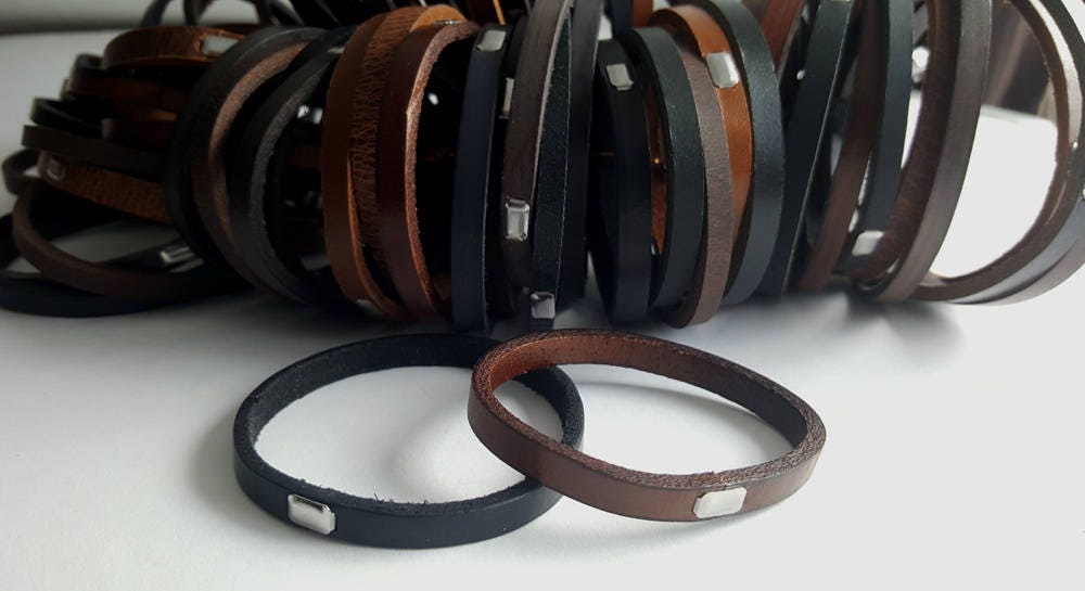 Stocking Stuffer, Unisex Leather Bangle, Stackable Leather Bracelet, Stainless Clasp, Leather Cuffs, Hand Dyed Stackable Bracelet & Gift Bag