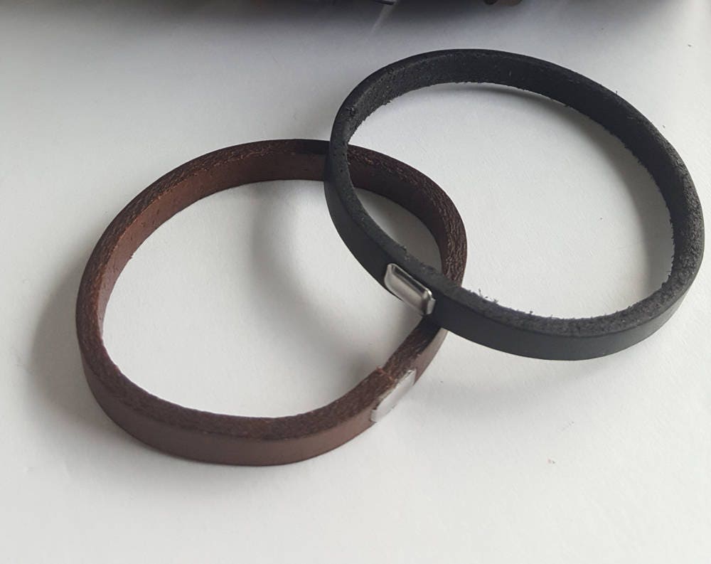 Leather Bracelet, Stackable Leather Bangle, Stainless Clasp, Stocking Stuffer, Unisex Leather Cuffs, Hand Dyed Stackable Bracelet & Gift Bag