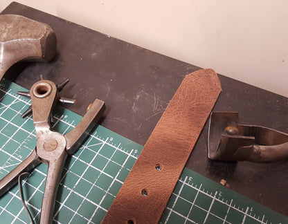 Leather Snap Belt Distressed & Four Other Colour Choices Interchangeable,Custom Cut to Size For Suit or Blue Jeans Unisex Leather Belt