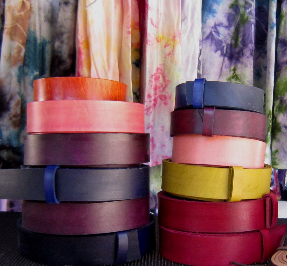 Women's Narrow Belt 7/8", INTERCHANGEABLE Belt, Custom Cut, Variety of Colours, Unisex Gift, Snap Belt, Gift for Her, Narrow Dress Belt