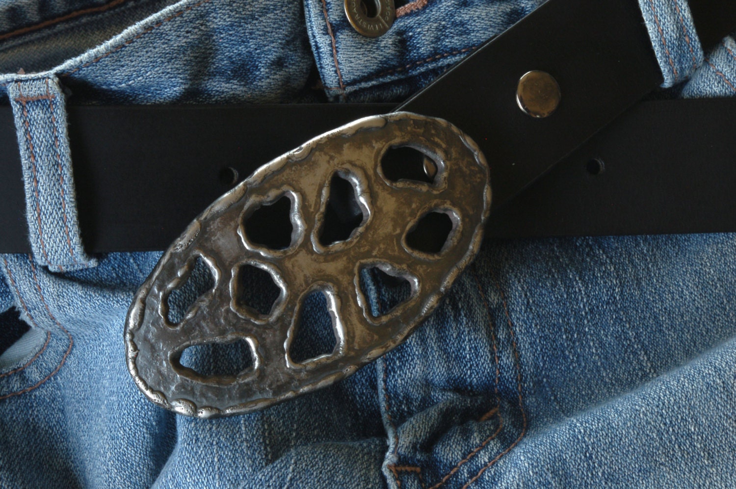 Belt Buckle, Artisan Made Buckle, Hand Forged Buckle. Stainless Steel Buckle, Original Design, Unisex Belt Buckle fits 1.5" Belt for Jeans