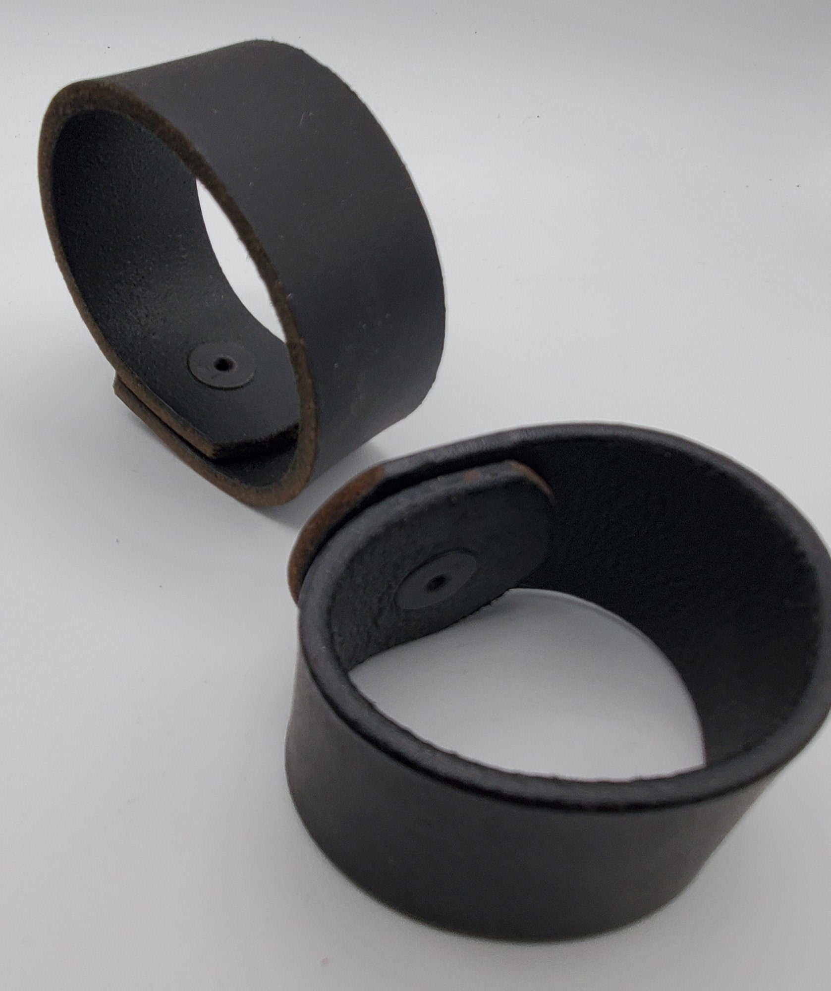 Leather Cuff Bracelet w/ snaps & Gift Bag ~ Black, Brown, Fawn, Distressed, Mahogany Unisex Wrist Cuff w/ Snap Boyfriend/Girlfriend Gift