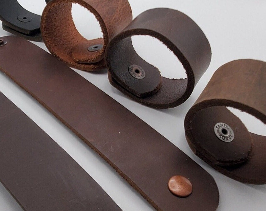 Leather Cuff Bracelet with snaps Black, Brown, Fawn, Distressed & Mahogany Unisex Wrist Cuff w/ Snap Boyfriend Gift or Girlfriend Gift w Bag