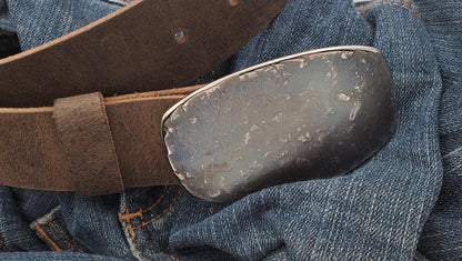 Belt Buckle Original Blue Jean Buckle Hand Forged Anvil Textured Hypoallergenic Unisex Accessories Stainless Steel Buckle Fits Leather Belt