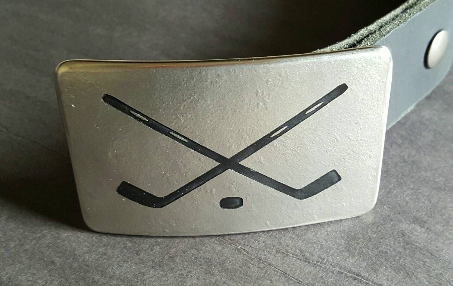 Team Gifts, Personalized Gift, Club Gifts, Hockey, Belt Buckle, Sports Gear, Team Logos, Team Prizes, Gifts for Coaches, Buckle and Belt,