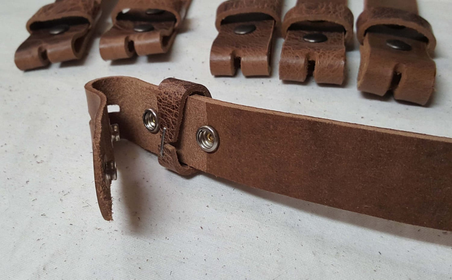 Distressed Leather Belt with Snaps Custom Cut Groomsmen Wedding Belts for Suits or Jeans Made to Measure Unisex Leather Snap Belts